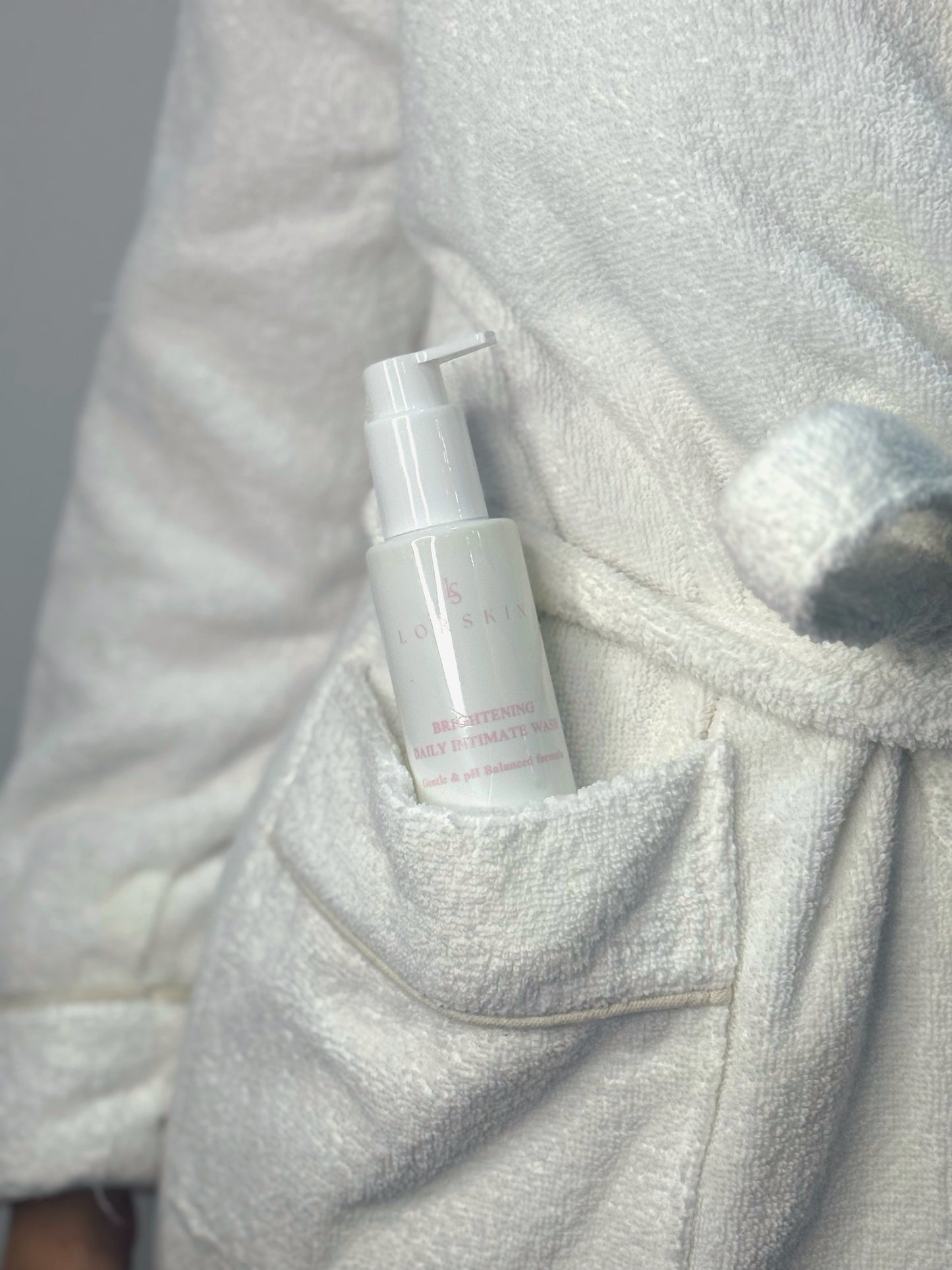 Brightening Daily feminine wash